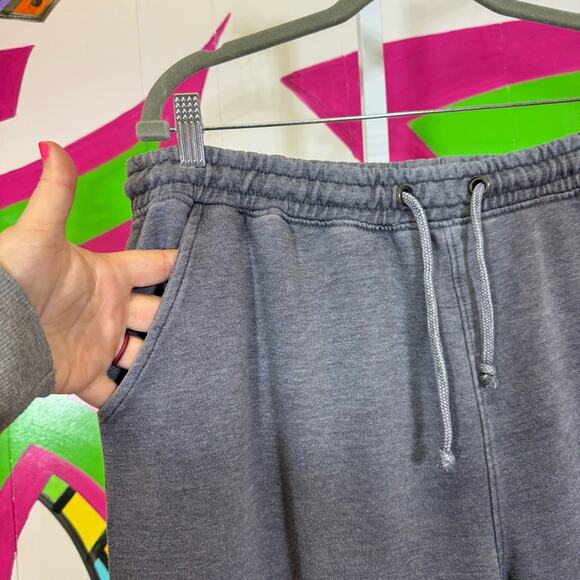 Missguided, Gray Joggers with Elastic Waistband and Tapered Ankles. Size 14. - Picture 2 of 4